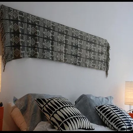 Colours In De Pijp Bed & Breakfast 2*